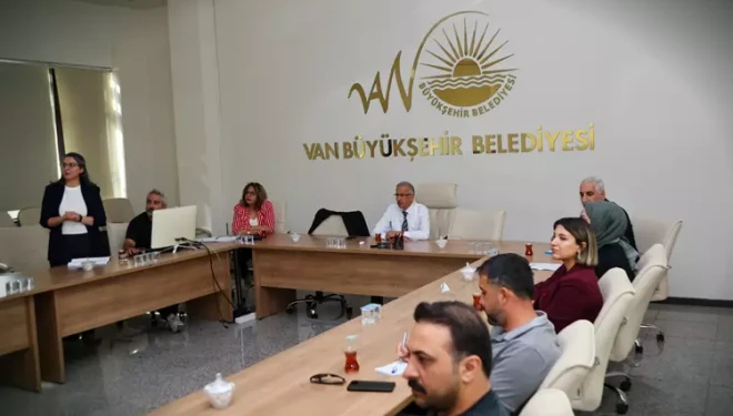 VBB'den şube müdürlerine resmi yazışma eğitimi
