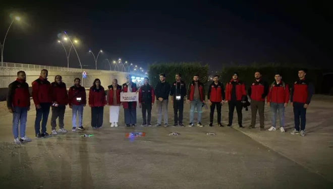 İHAKUT Van ekibinden deprem şehitleri anısına saygı uçuşu