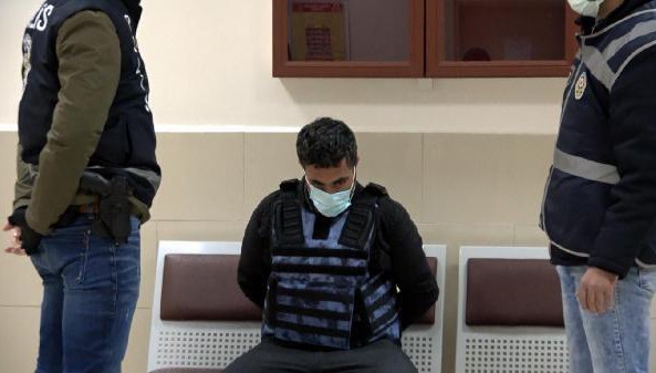 Erciş'te 4 çocuk annesi eşini öldürüp, kaçan zanlı yakalandı