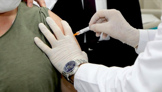 Bakan Koca: 'Aşı programında iki grubun daha aşılanmasına başlanıyor'