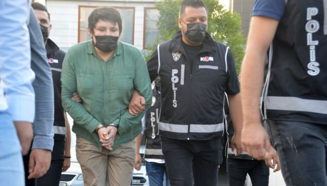 Mehmet Aydın milyonlarca lira vurgun iddiasıyla firar etti, cebinden 70 Brezilya reali çıktı