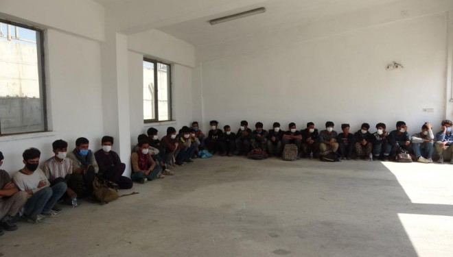 Erciş’te 73 düzensiz göçmen yakalandı