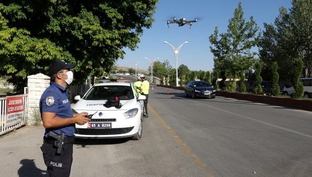 Erciş'te droneli trafik denetim