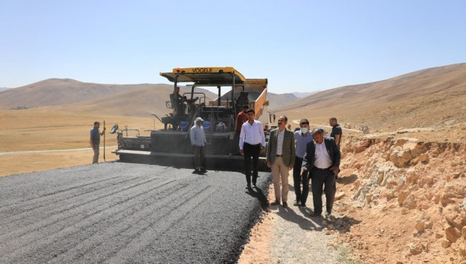 Gürpınar Belediyesinden asfalt çalışması