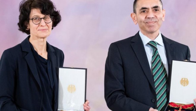 Uğur Şahin ve Özlem Türeci Almanya'nın en prestijli bilim ödülüne layık görüldü