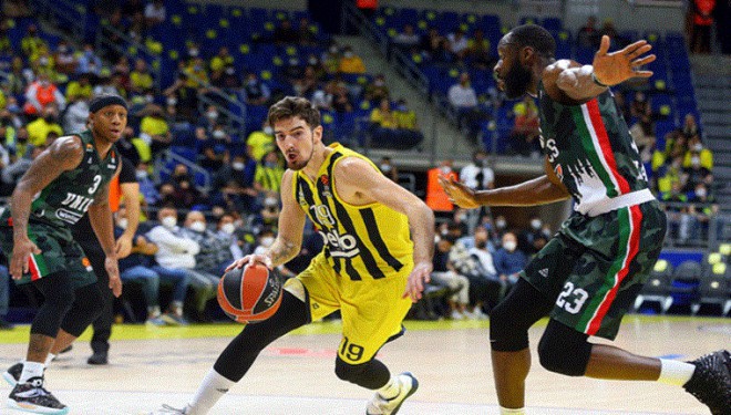 Fenerbahçe Beko Unics Kazan'ı sayı farkla mağlup etti