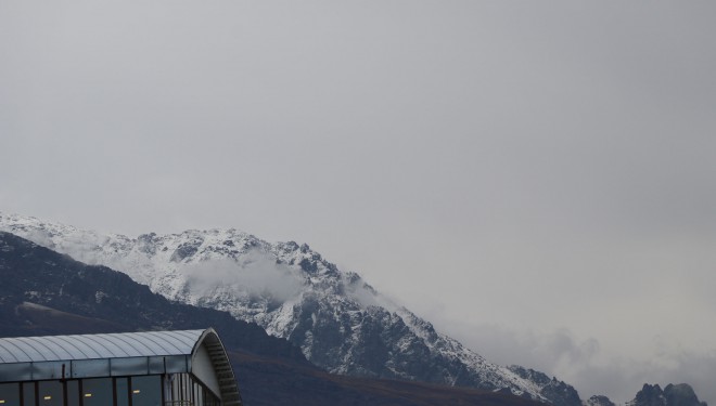 Van'da Erek Dağı'na mevsimin ilk karı yağdı