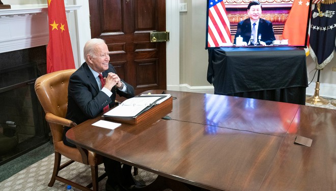 Biden ve Çin Devlet Başkanı Xi'den 3.5 saatlik kritik görüşme