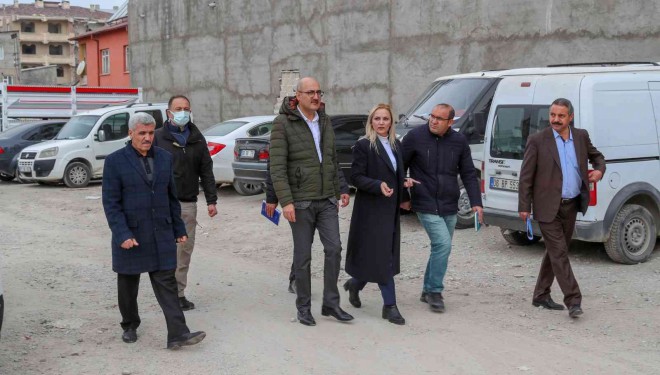 Başkan Vekili Aydın'dan mahalle ziyareti