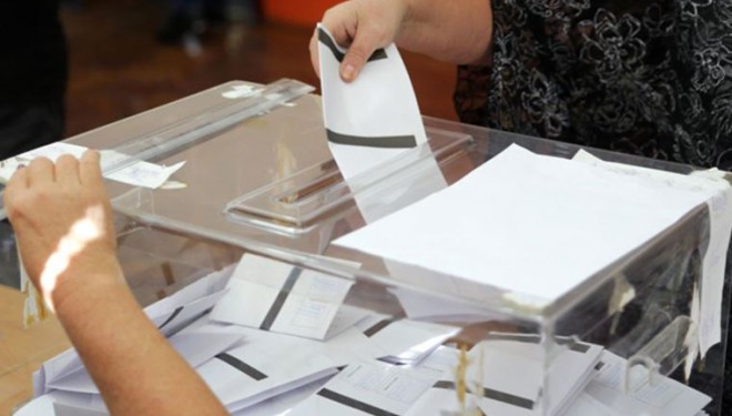 Bulgaristan'da seçimleri Rumen Radev kazandı