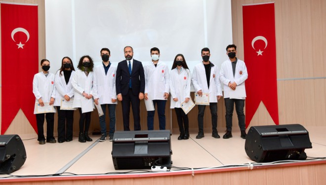 YYÜ’de geleceğin Veteriner Hekimleri beyaz önlükleri giydi