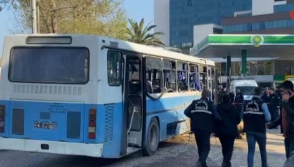 Bursa'da infaz koruma memurlarını taşıyan otobüse bombalı saldırı!