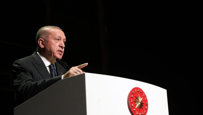 Erdoğan: ' Kalabalıklar içinde yalnız da kalsak mücadeleyi vereceğiz'