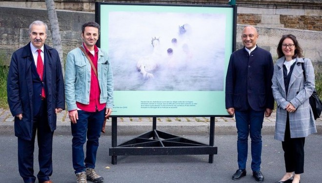 Öğretim üyesi Nadir Buçan’ın fotoğrafları Paris’te sergileniyor