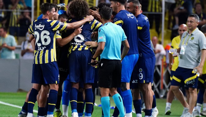 Fenerbahçe turu Kadıköy'de sağlama aldı!