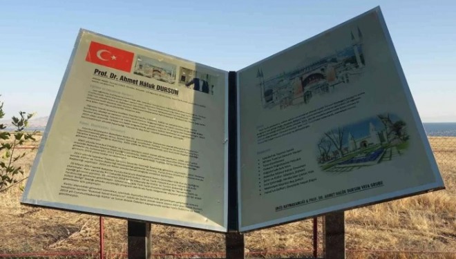 Ahmet Haluk Dursun Erciş'te kaza yaptığı yerde anıldı