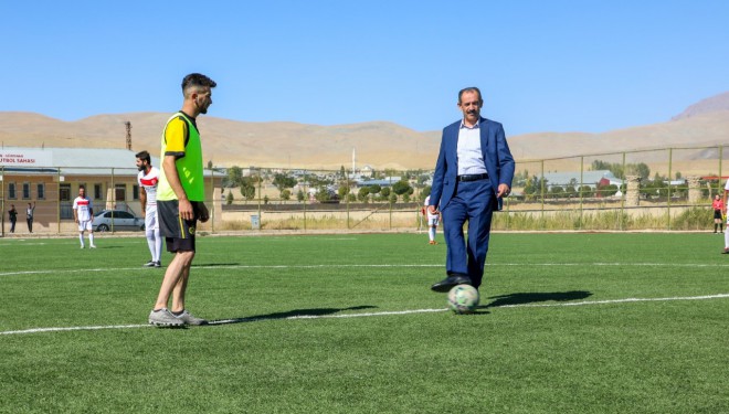 Gürpınar Belediyesi 3. Geleneksel Futbol Turnuvası Başladı