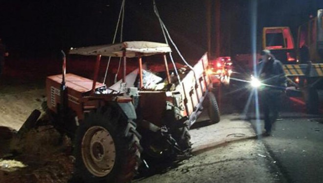 Diyarbakır'da kamyon ile traktör çarpıştı: 1 ölü, 5 yaralı!
