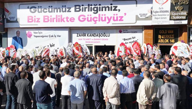 İş İnsanı Kandaşoğlu, seçim ofisini yoğun bir katılımla açtı!