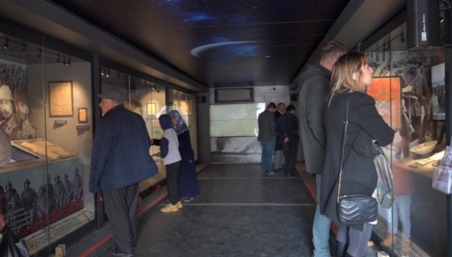 "Çanakkale Savaşları Mobil Müze Tırı" Erciş'te