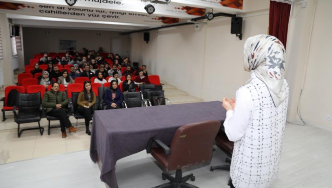 İlkokul öğretmenleri ‘diyabet’ konusunda bilgilendiriliyor