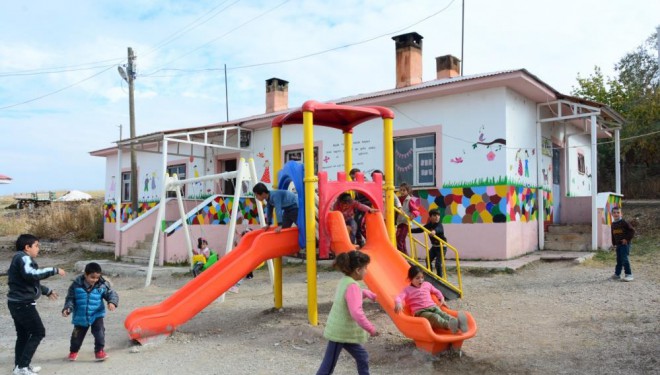 Tuşba Belediyesiyle kırsal mahalleler güzelleşiyor