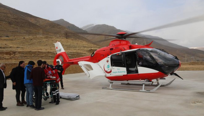 Kalbi duran öğrenci ambulans helikopterle Van’a sevk edildi