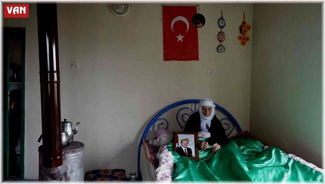 90 yaşındaki Vesile Nine'nin 'Erdoğan' hayali gerçek oldu