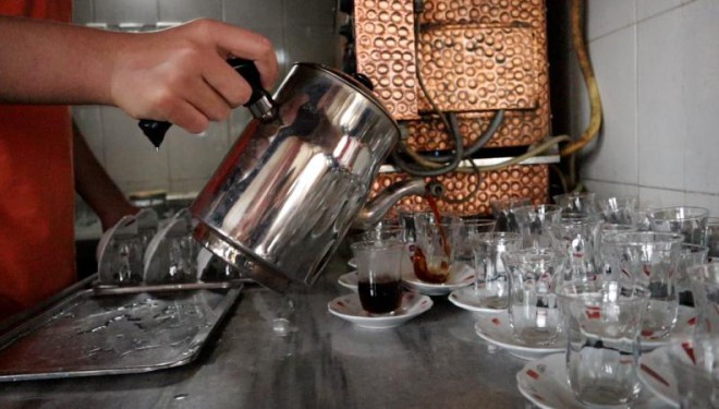 Erzurum ve diğer Serhat kentlerinin kadim geleneği kıtlama çay terk ediliyor