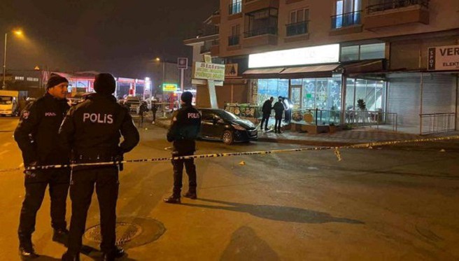 Ankara'da yaşayan Hakkarili aileler arasında silahlı çatışma: 3 ölü 1 yaralı!