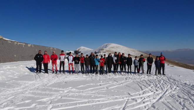 İki bin 948 rakımlı Nemrut zirvesinde şampiyonaya hazırlık