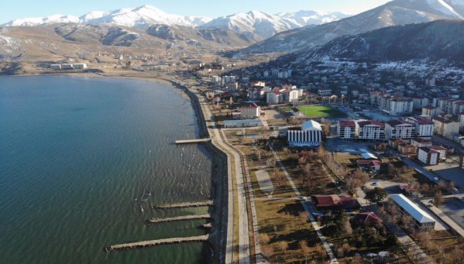 Karın başkenti Bitlis kara hasret kaldı