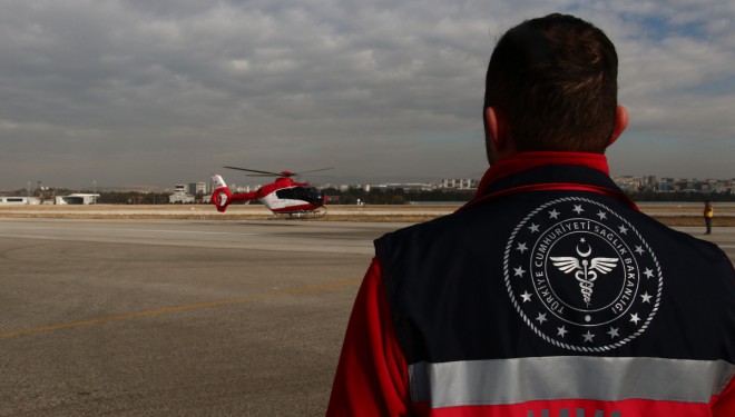 Ambulans helikopterler adeta bir hava hastanesine dönüşüyor