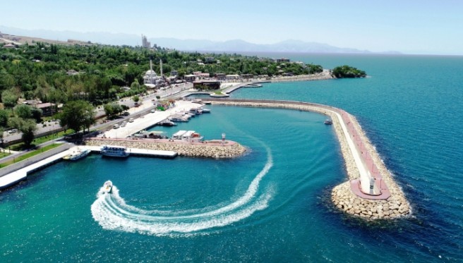 ‘Van Mavi Şehir’ projesi tanıtıldı! 4 bin dönümlük alanda mavi ve yeşil şehir…