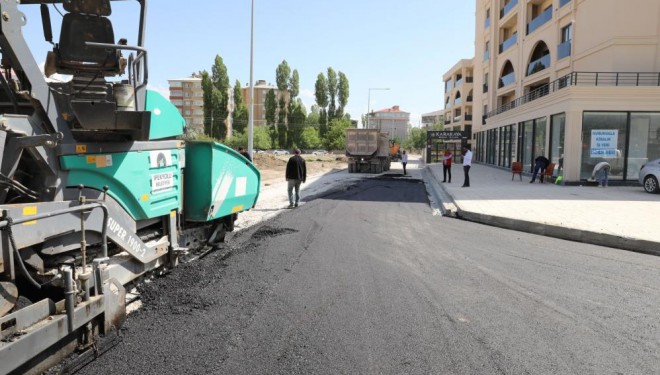 İpekyolu’nda asfalt sezonu başladı