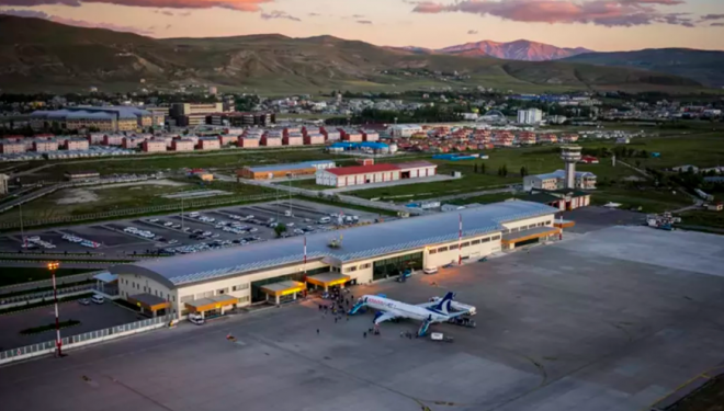 Uçak sorunu Van’ın gündeminden çıkmıyor