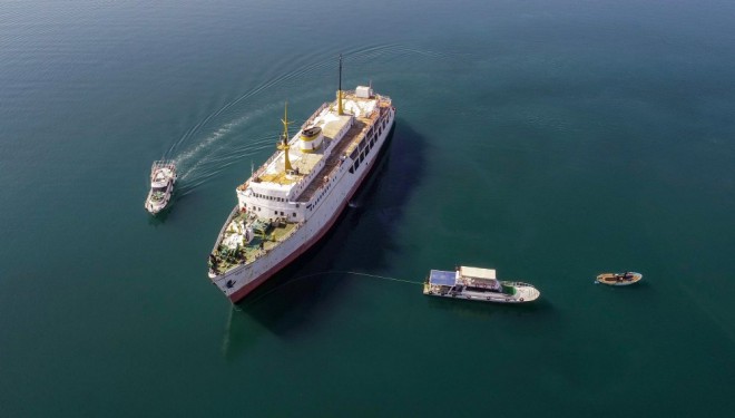 Van Edremit Yüzen Otel Projesi İhaleye çıkıyor