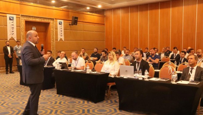 Elektrik dağıtım şirketlerinin temsilcileri Van’da toplandı