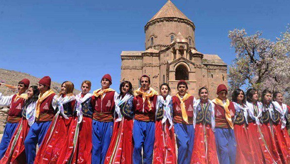 Ahlat’ta ‘Kulüpler Arası Halk Oyunları Bölge Yarışması’ yapılacak