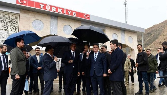 Bakan Ersoy’dan, Kapıköy Gümrük Kapısı’na ziyaret