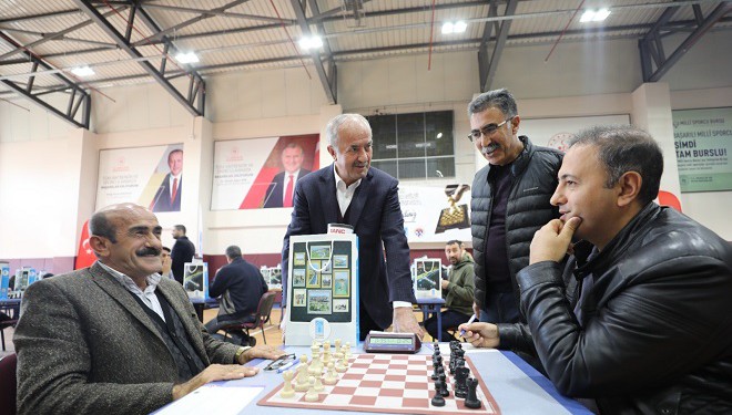 Tuşba Belediyesinden geleneksel satranç turnuvası