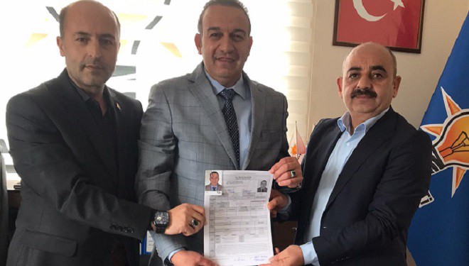 Halil Toktaş, AK Parti'den aday adaylığı başvurusunu yaptı