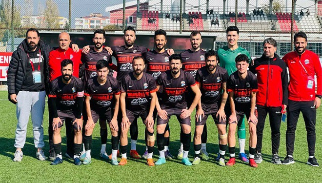Van Gölüspor, Batman Kayraspor'u 3-0 mağlup etti