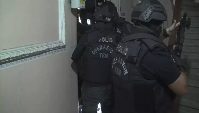 Van'da silah kaçakçılarına operasyon