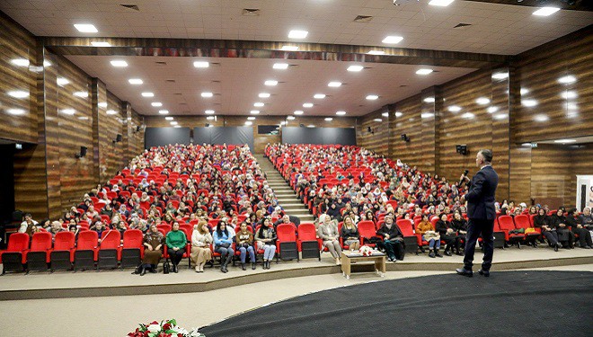 Van’da ‘Çocuk İstismarının Önlenmesinde Ailenin Rolü’ söyleşi düzenlendi