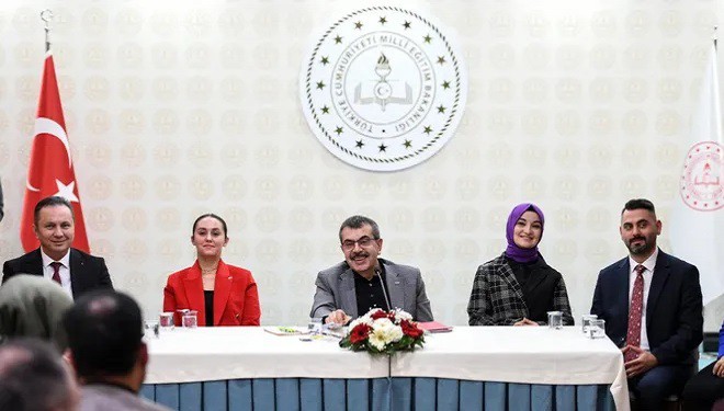 Bakan Tekin: Müfredat değişikliğini yakın zamanda paylaşacağız