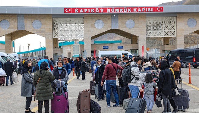 Van-İran arası geçişte triptik ücretleri büyük engel!