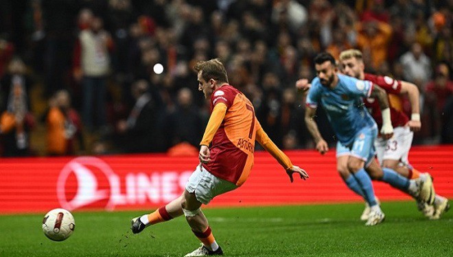 Galatasaray liderliği Kerem'le kaptı!