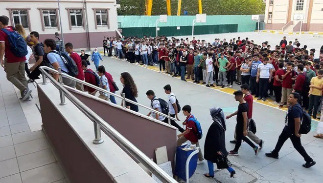 MEB yönetmelik değiştirdi: İmam hatiplerde müdürlük için...