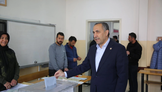 Abdulahat Arvas oyunu kullandı
